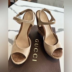 Love these!!! Gucci! Cross your legs & hit them w/the G’s!!!❤️ #RichAuntieVibes